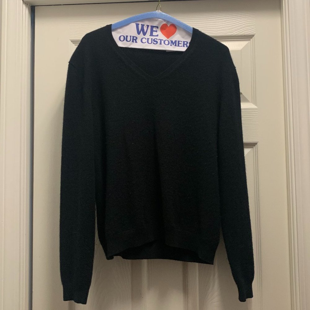 Saks Fifth Avenue 100% Cashmere V-Neck Sweater
